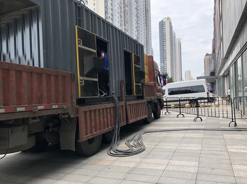 霍林郭勒柴油发电机空气滤清器在不同季节的更换周期是否有差异？