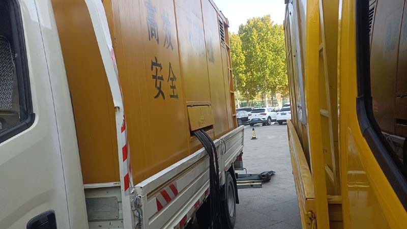 霍林郭勒如何判断柴油发电机组和UPS电源的切换时间是否符合要求？